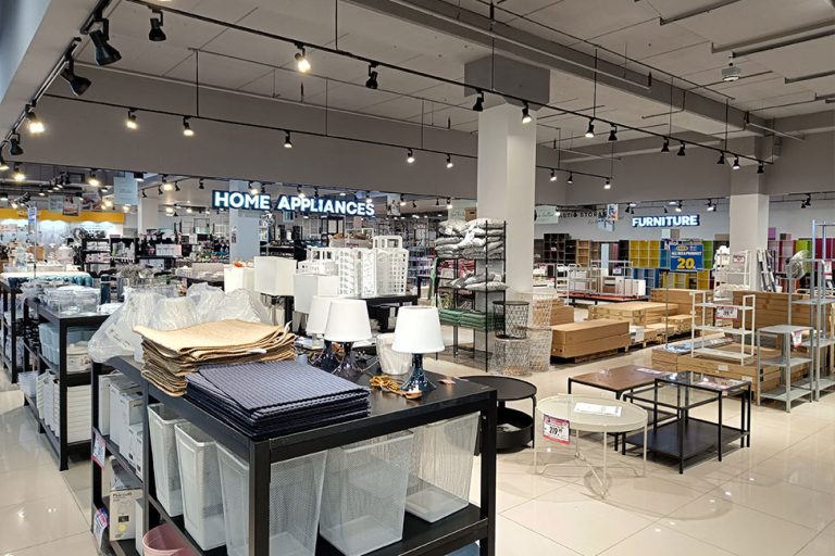 Emart DIY King Centre